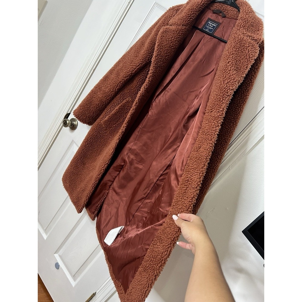 Abercrombie Teddy Sherpa Coat M Brown Long Plush Cozy Quiet Luxury Winter Jacket - Picture 6 of 9